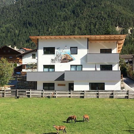 Haus Jedeler Apartamento Neustift im Stubaital Exterior foto
