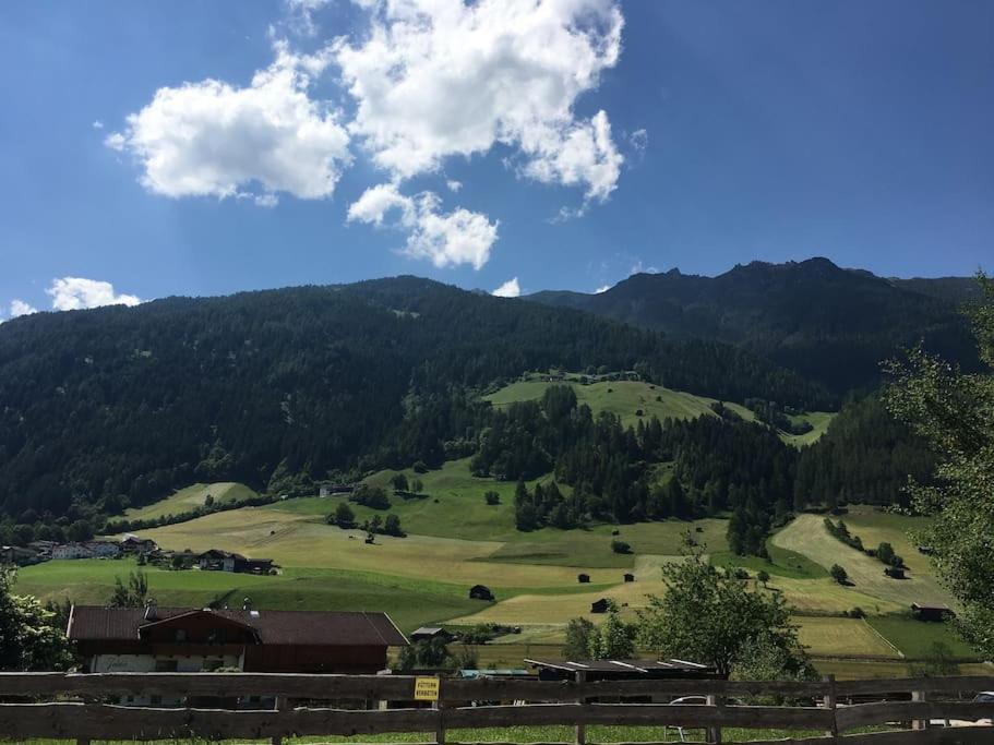 Haus Jedeler Apartamento Neustift im Stubaital Exterior foto