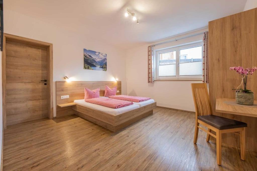 Haus Jedeler Apartamento Neustift im Stubaital Exterior foto